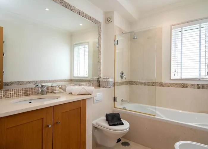 아파트 Palmyra By Intiholidays *