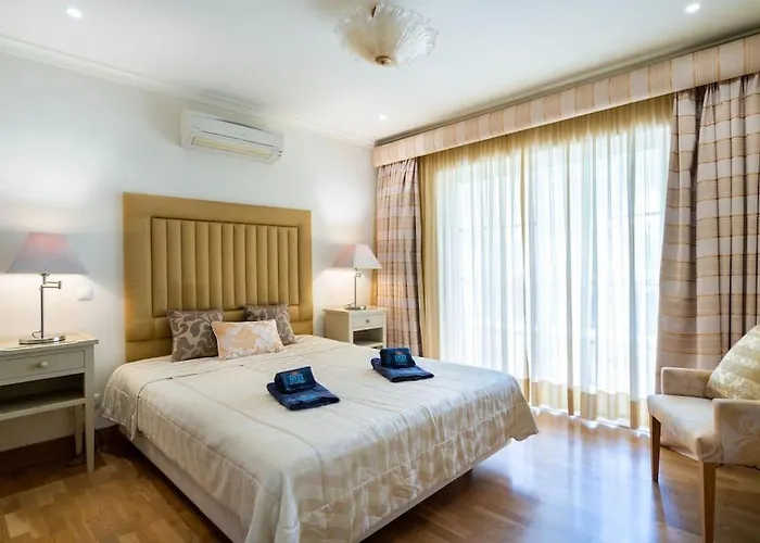 Palmyra By Intiholidays * Vilamoura